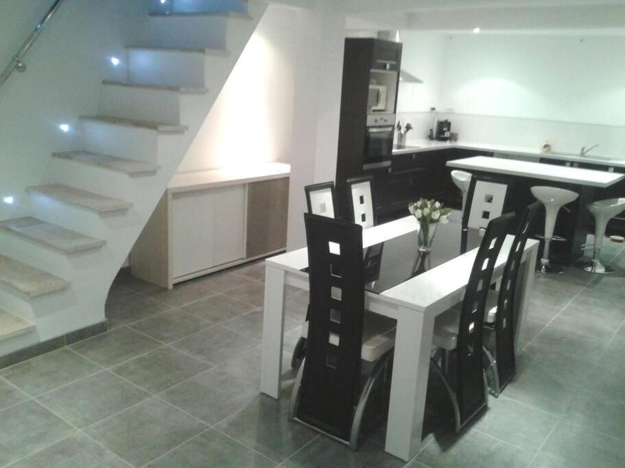 Belle Maison De Village Sur